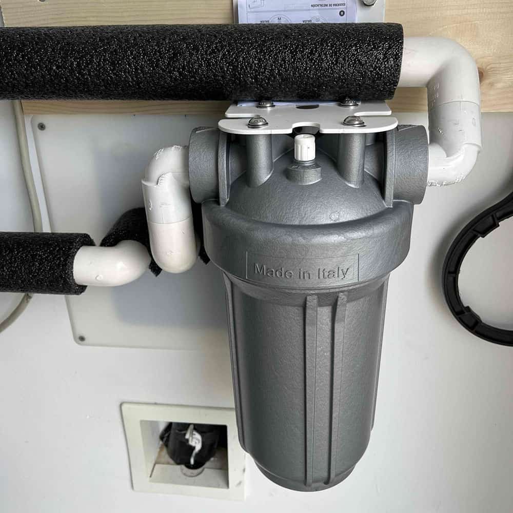 Dual Tank Water Softener – water softener and filtration installation in Conroe, TX by United Water Softeners, photo 3 Dual Tank Water Softener – water softener and filtration installation in Conroe, TX by United Water Softeners, photo 3