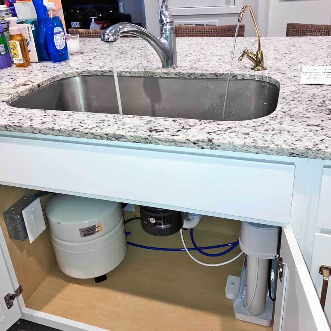 Reverse osmosis drinking water system installed under a kitchen sink in Montgomery, TX